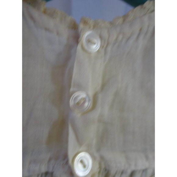 Antique VICTORIAN Baby Linen GOWN precious Eyelet Shell buttons Hand made Lace - Picture 6 of 7